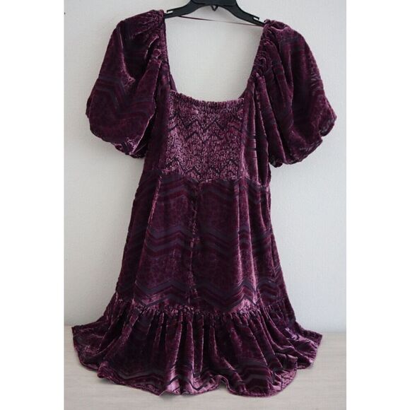 Adelyn Rae F2210D5188 Women Sz M Plum Purple Sasha Velvet Burnout Mini Dress - Picture 2 of 11